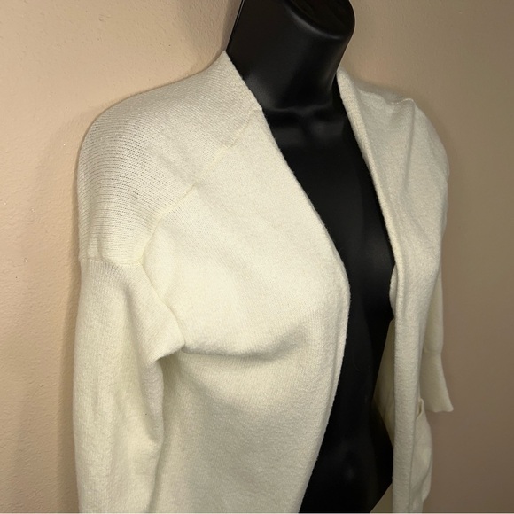 SMALL IVORY WHITE CREAM POOF APPAREL SWEATER NEUTRAL COLOR LONG SLEEVE - Picture 8 of 15